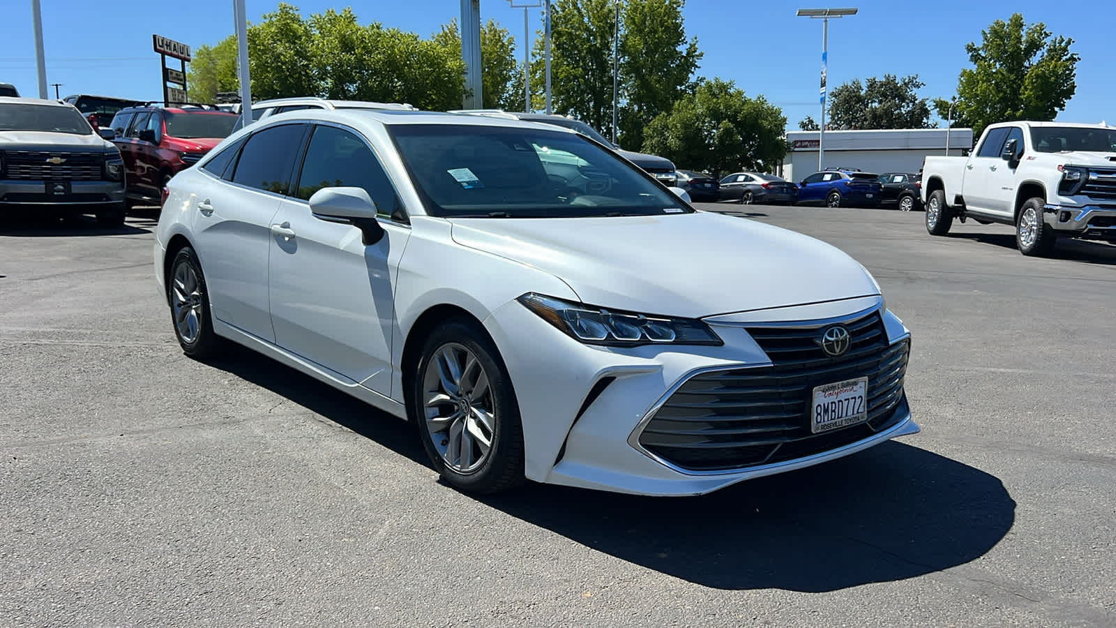 2019 Toyota Avalon XLE photo 3