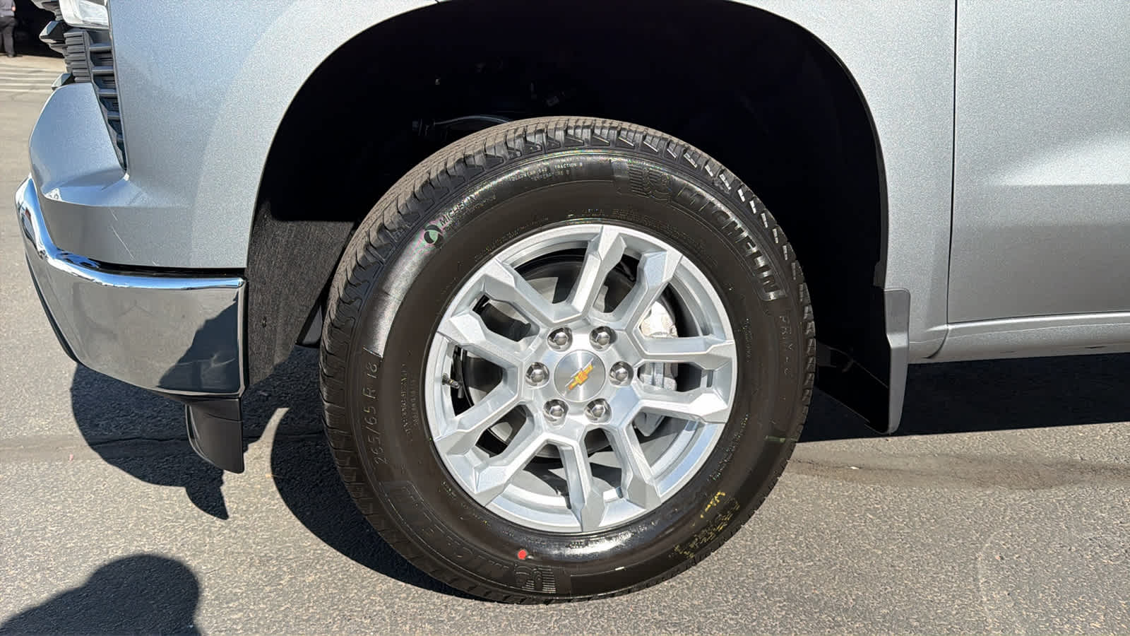 Thumbnail: 2026 Chevrolet Silverado 1500 - 9