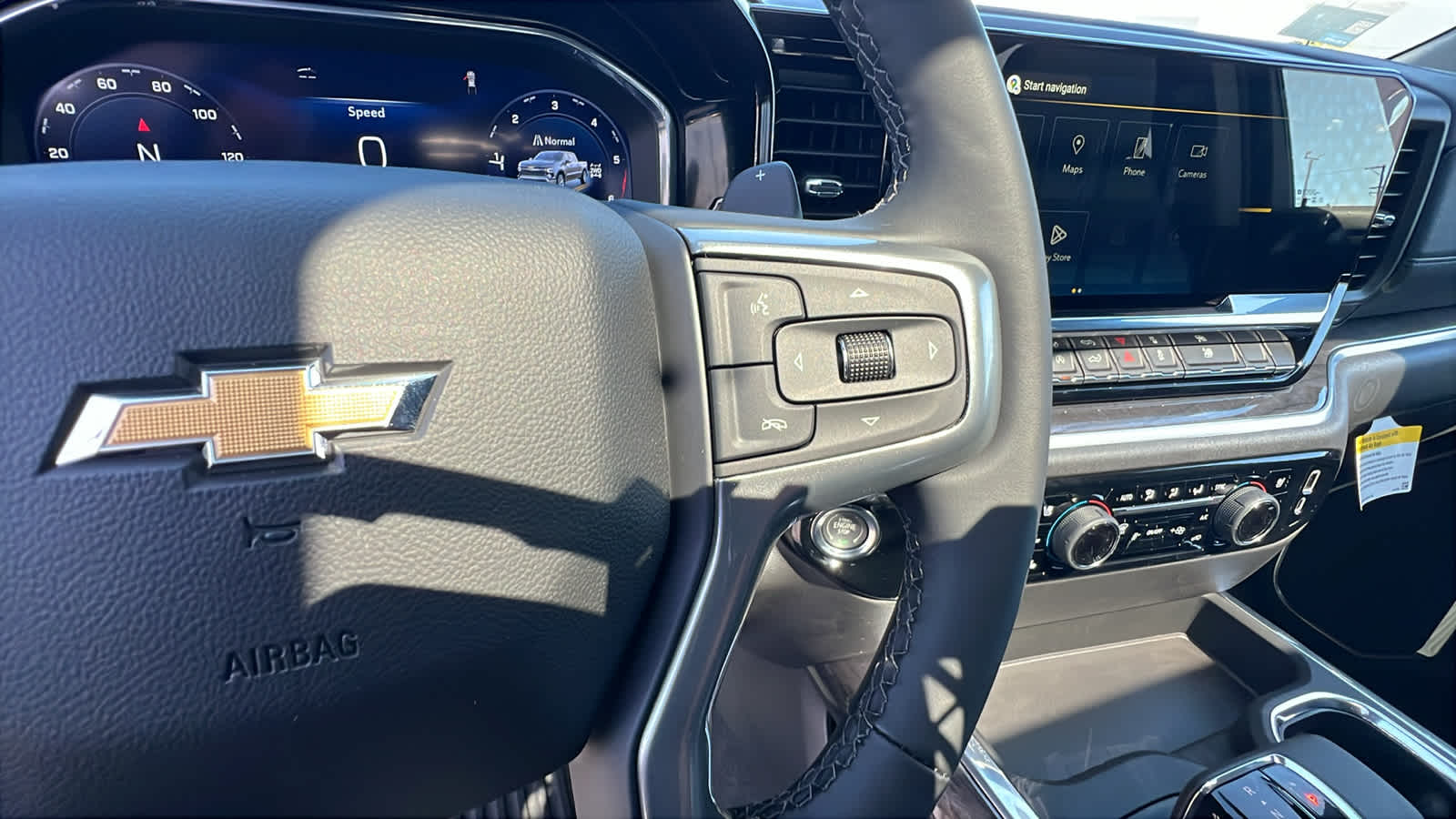Thumbnail: 2025 Chevrolet Silverado 1500 - 20
