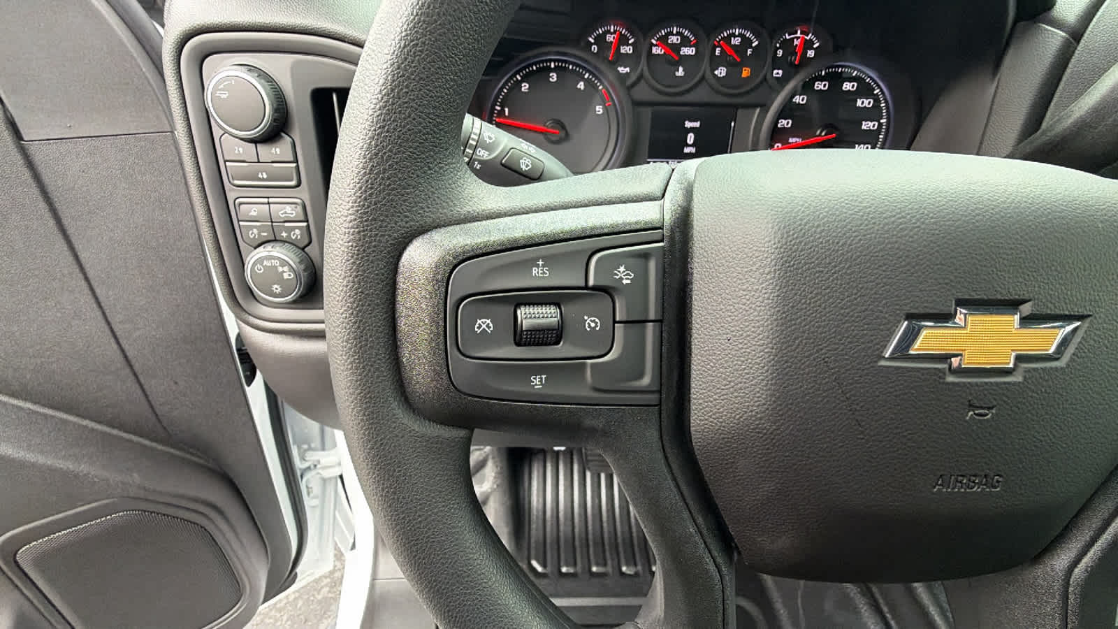 Thumbnail: 2026 Chevrolet Silverado 2500 - 19