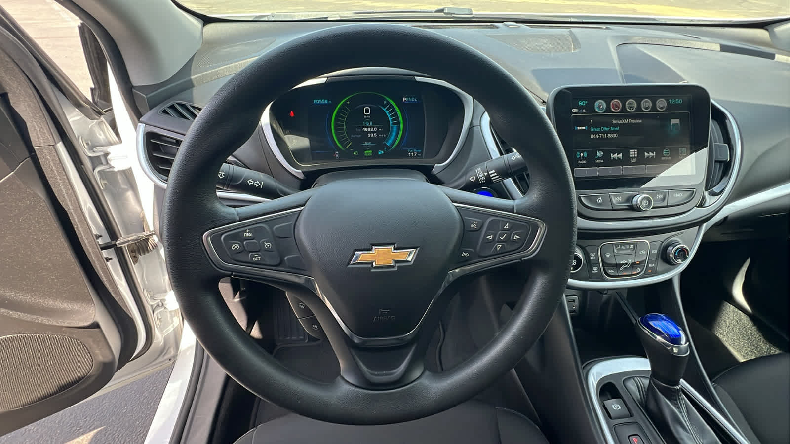 Thumbnail: 2018 Chevrolet Volt - 18