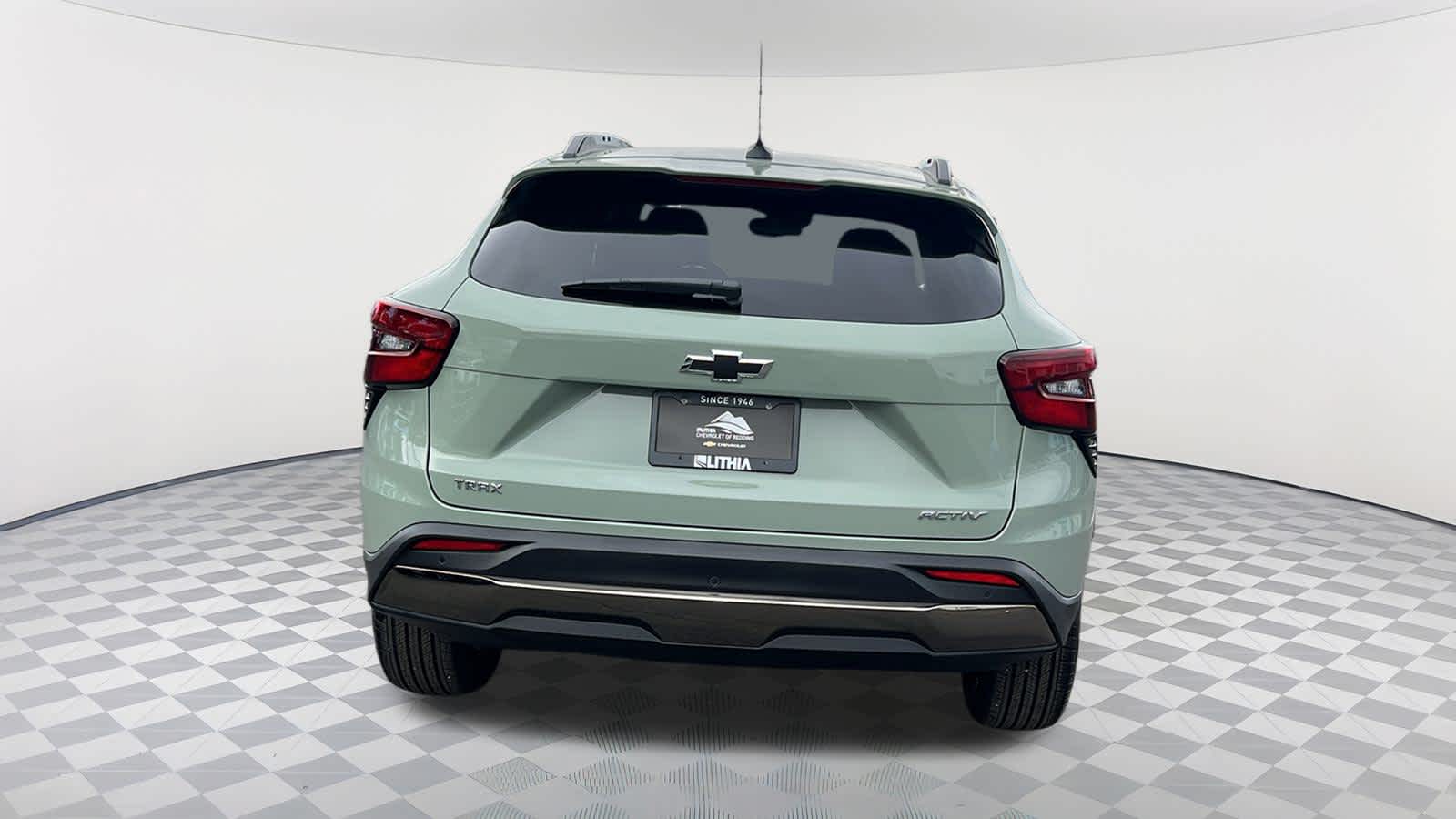 Thumbnail: 2025 Chevrolet Trax - 6