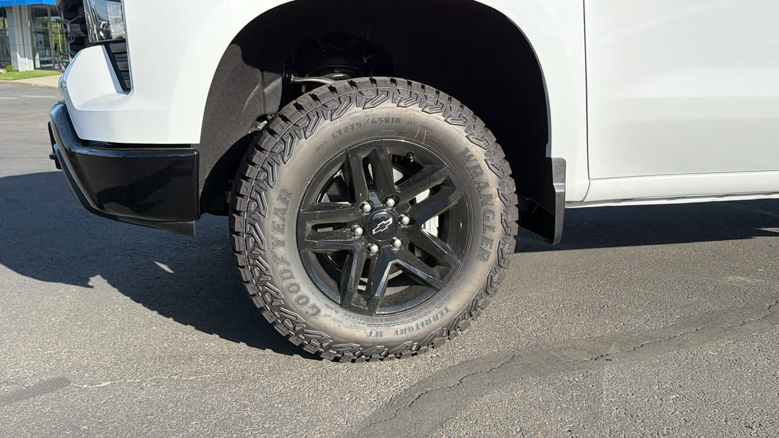 Thumbnail: 2026 Chevrolet Silverado 1500 - 9