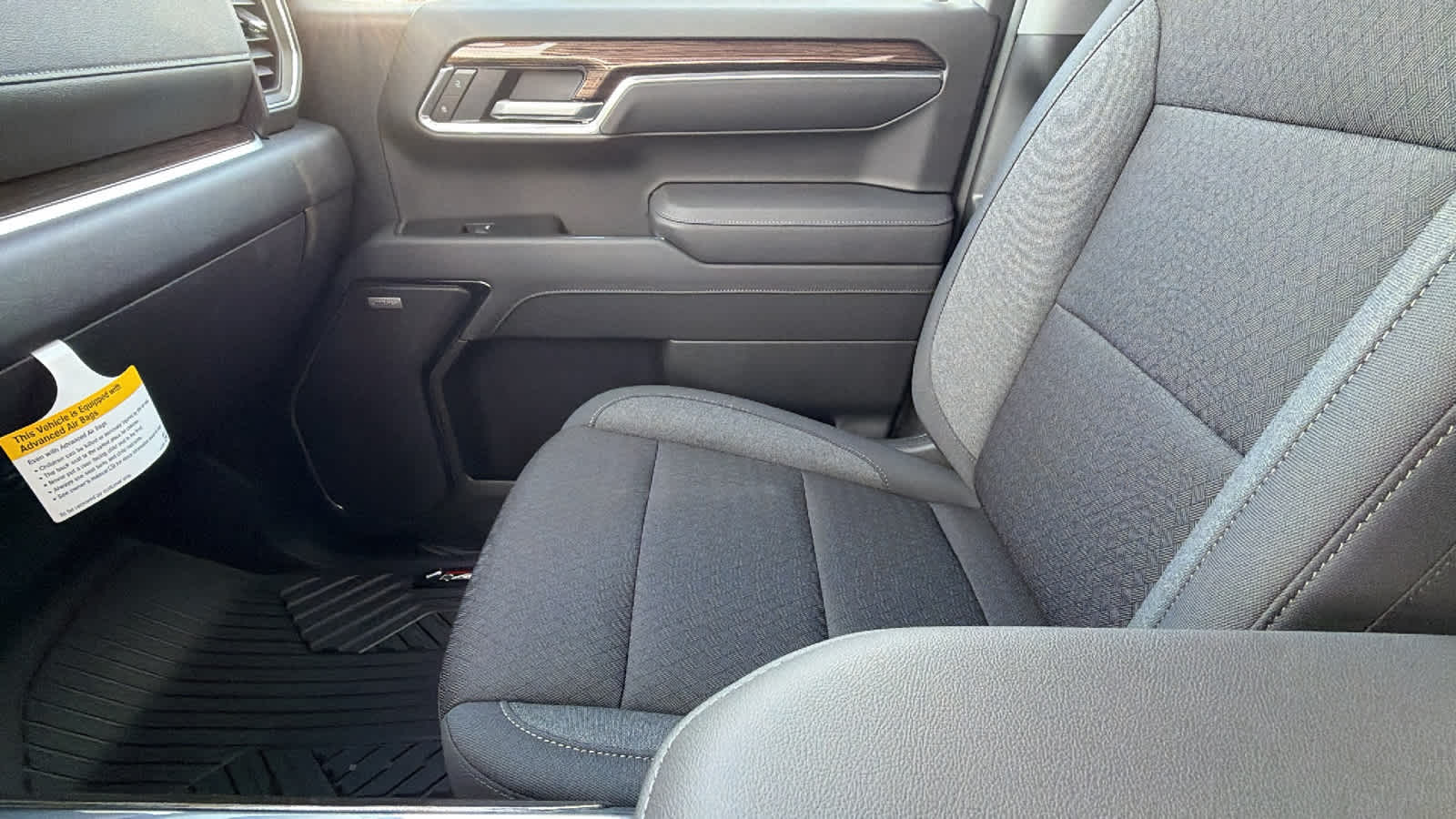 Thumbnail: 2026 Chevrolet Silverado 1500 - 12