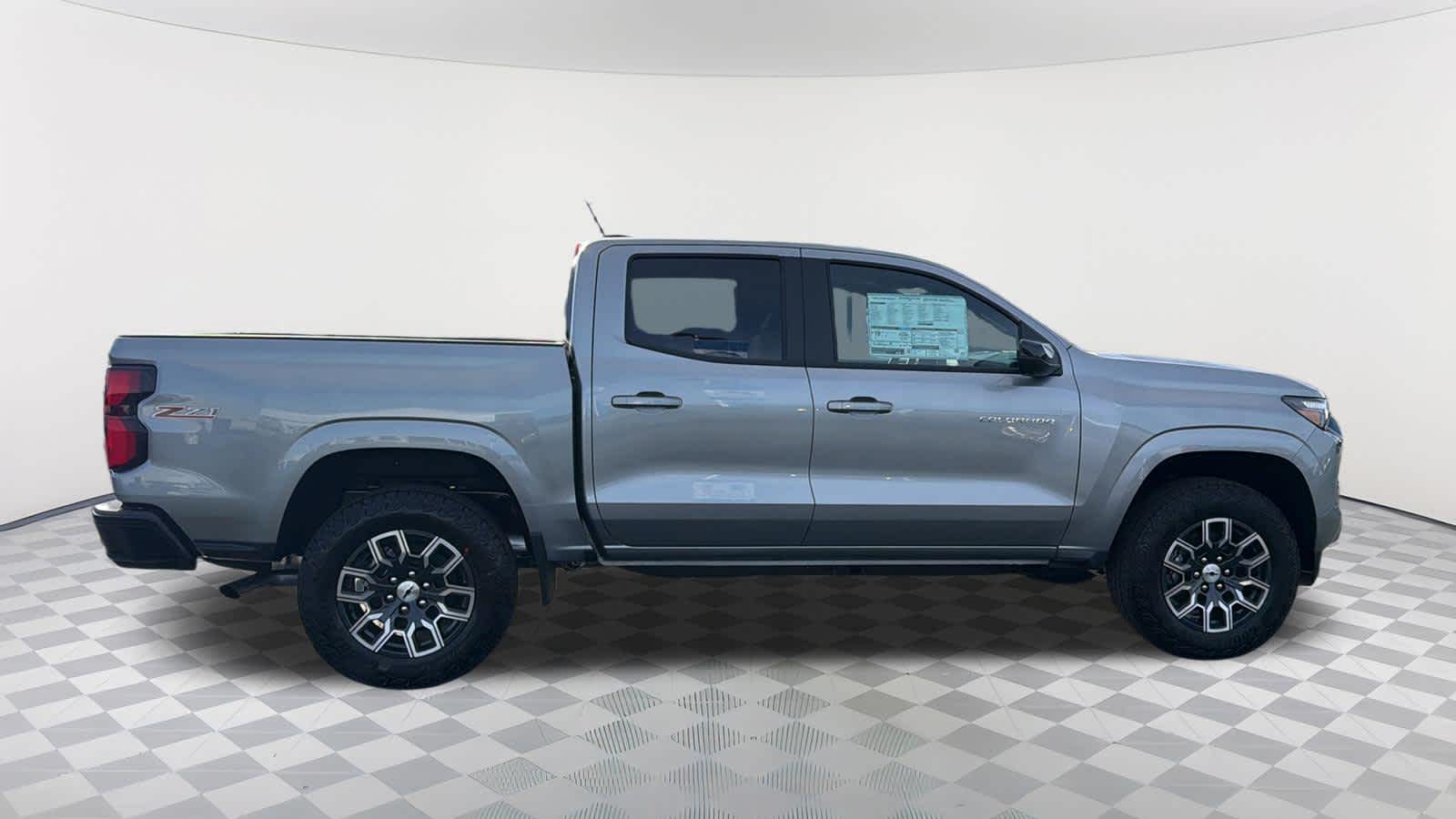 Thumbnail: 2026 Chevrolet Colorado - 4