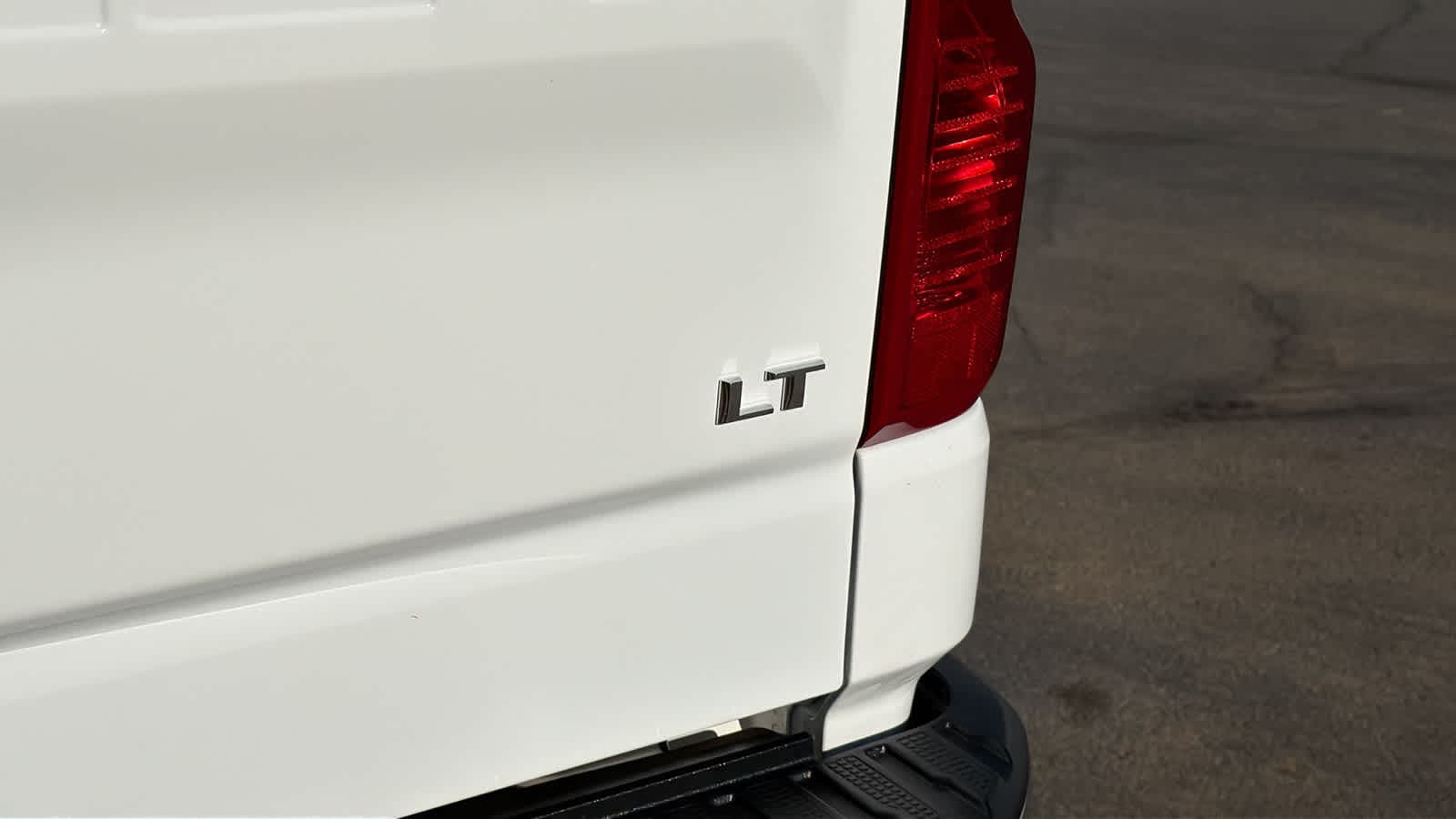 Thumbnail: 2025 Chevrolet Silverado 1500 - 28