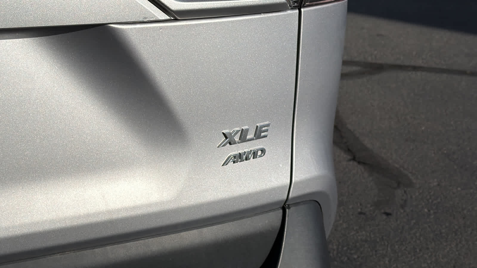 Thumbnail: 2024 Toyota RAV4 - 28