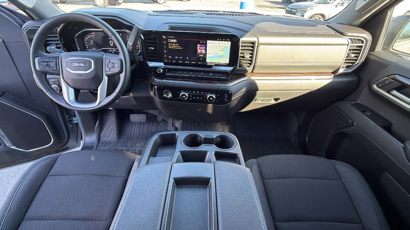 Thumbnail: 2024 GMC Sierra 1500 - 26