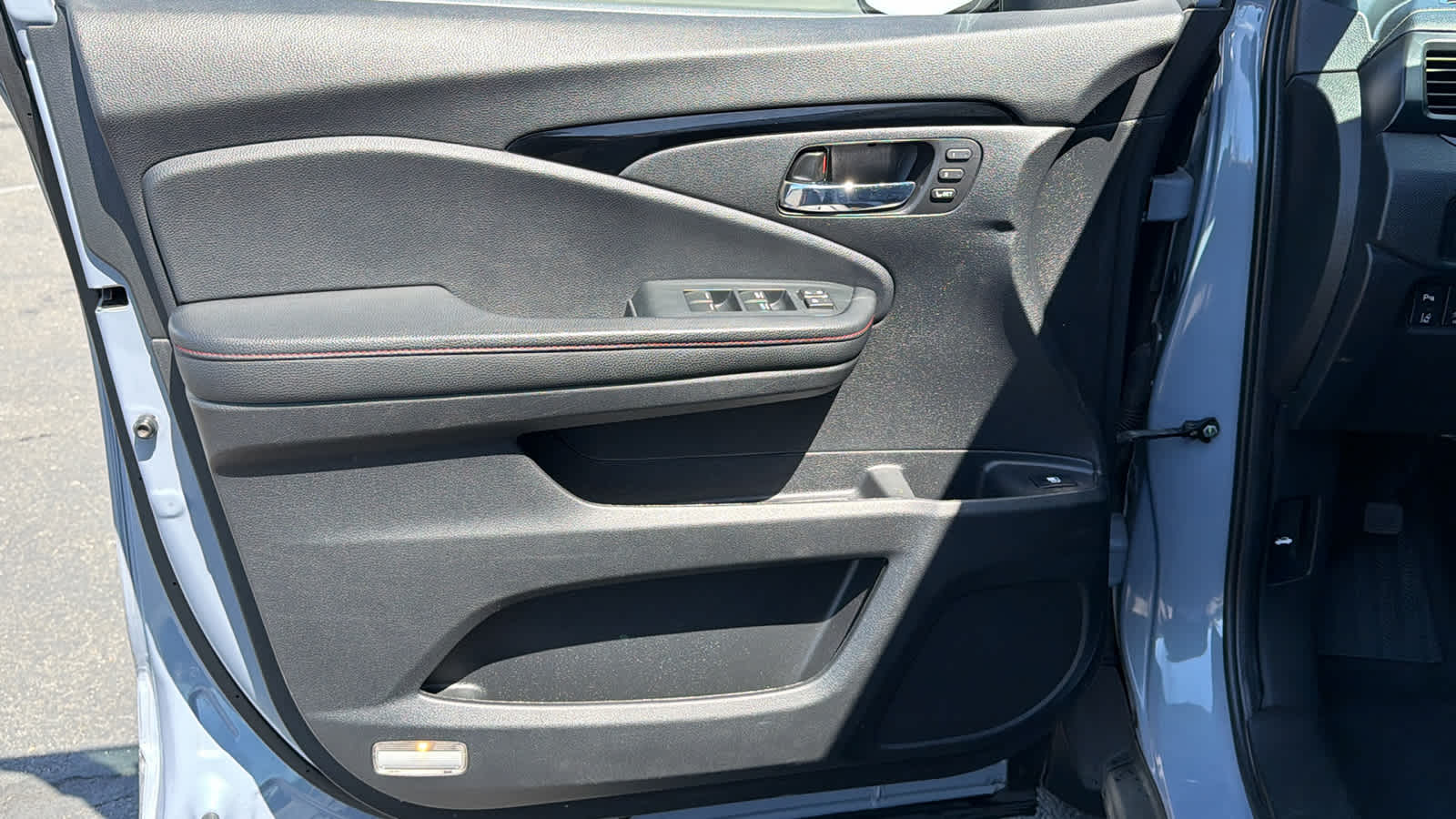 Thumbnail: 2022 Honda Ridgeline - 23