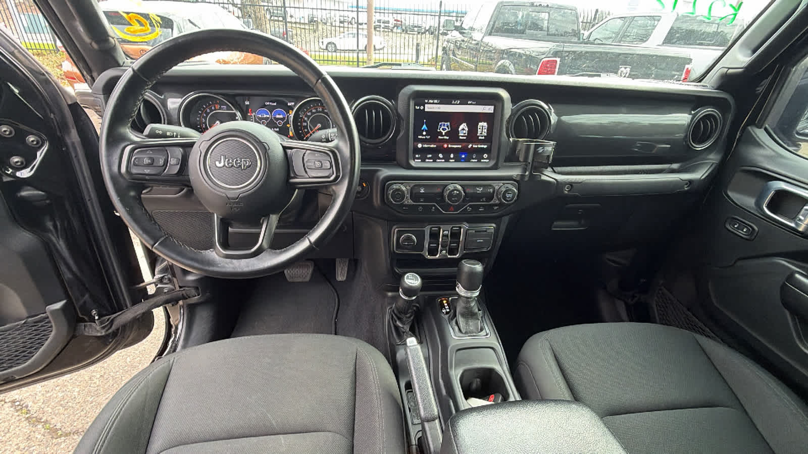 Thumbnail: 2021 Jeep Gladiator - 18