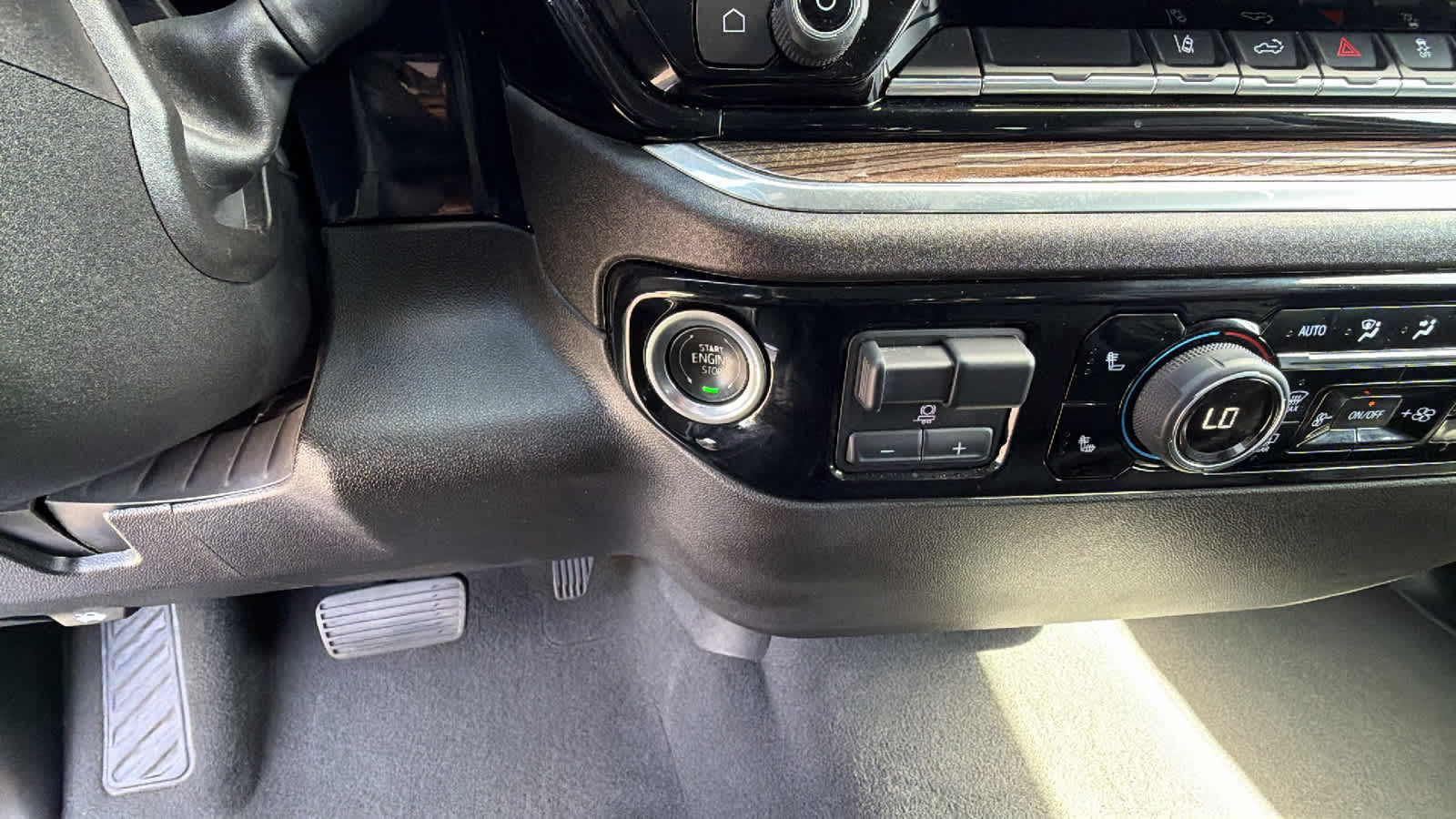 Thumbnail: 2024 Chevrolet Silverado 2500 - 17