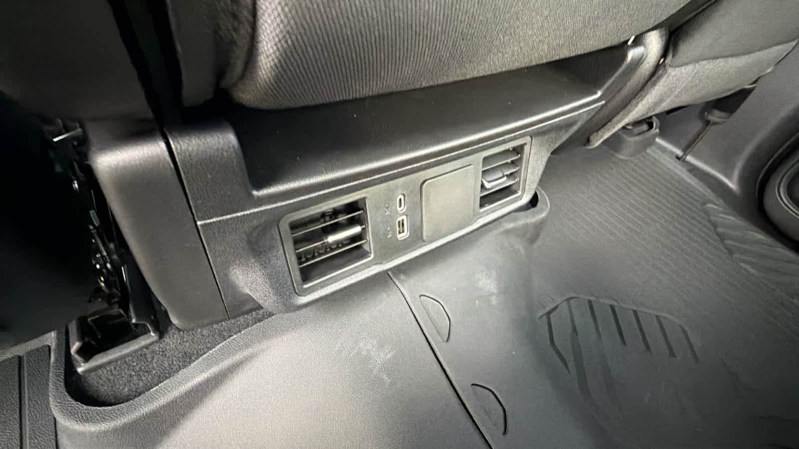 Thumbnail: 2026 Chevrolet Silverado 1500 - 25