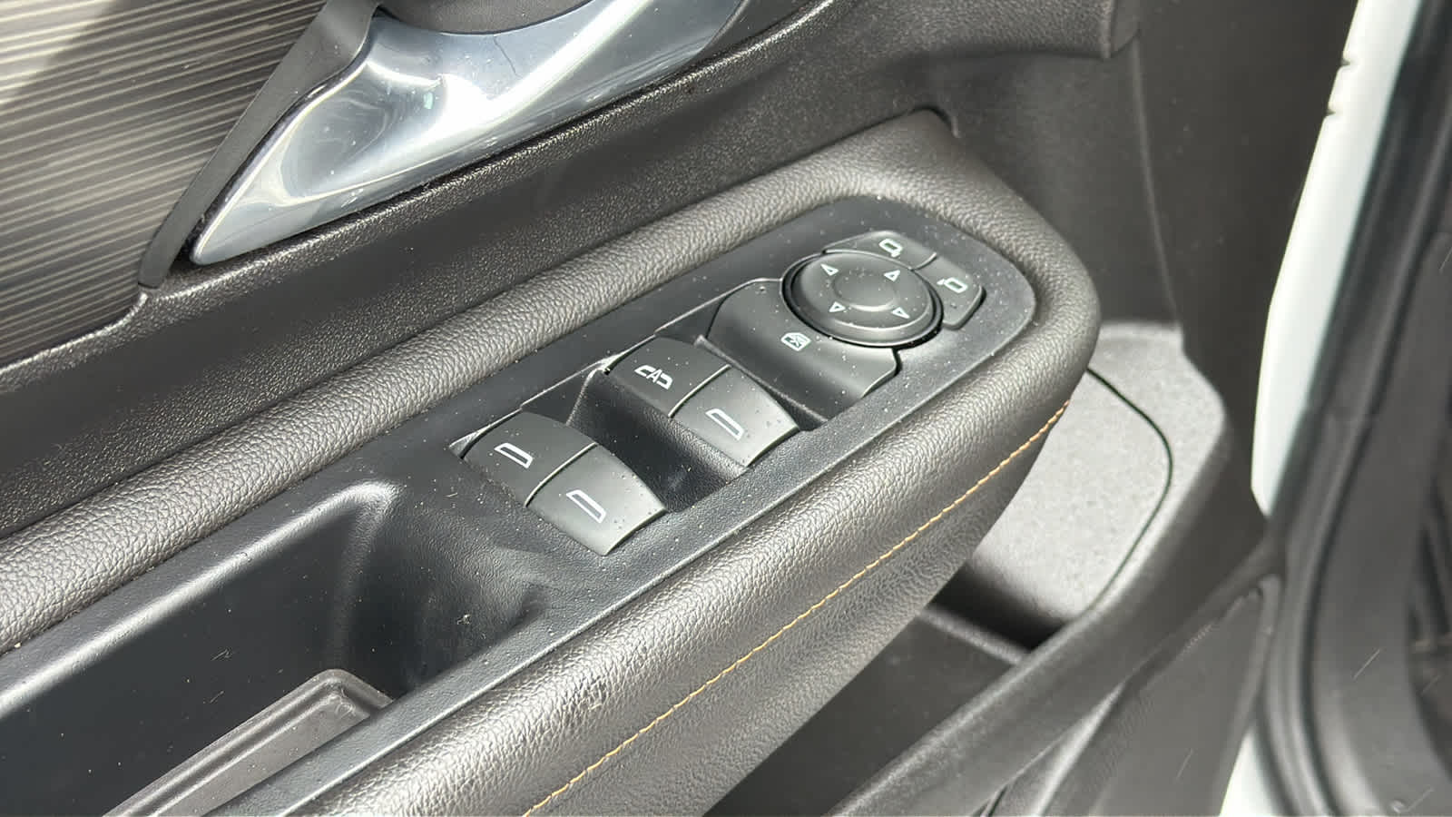 Thumbnail: 2020 GMC Terrain - 22