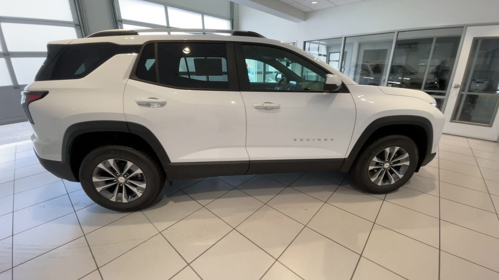 Thumbnail: 2025 Chevrolet Equinox - 39