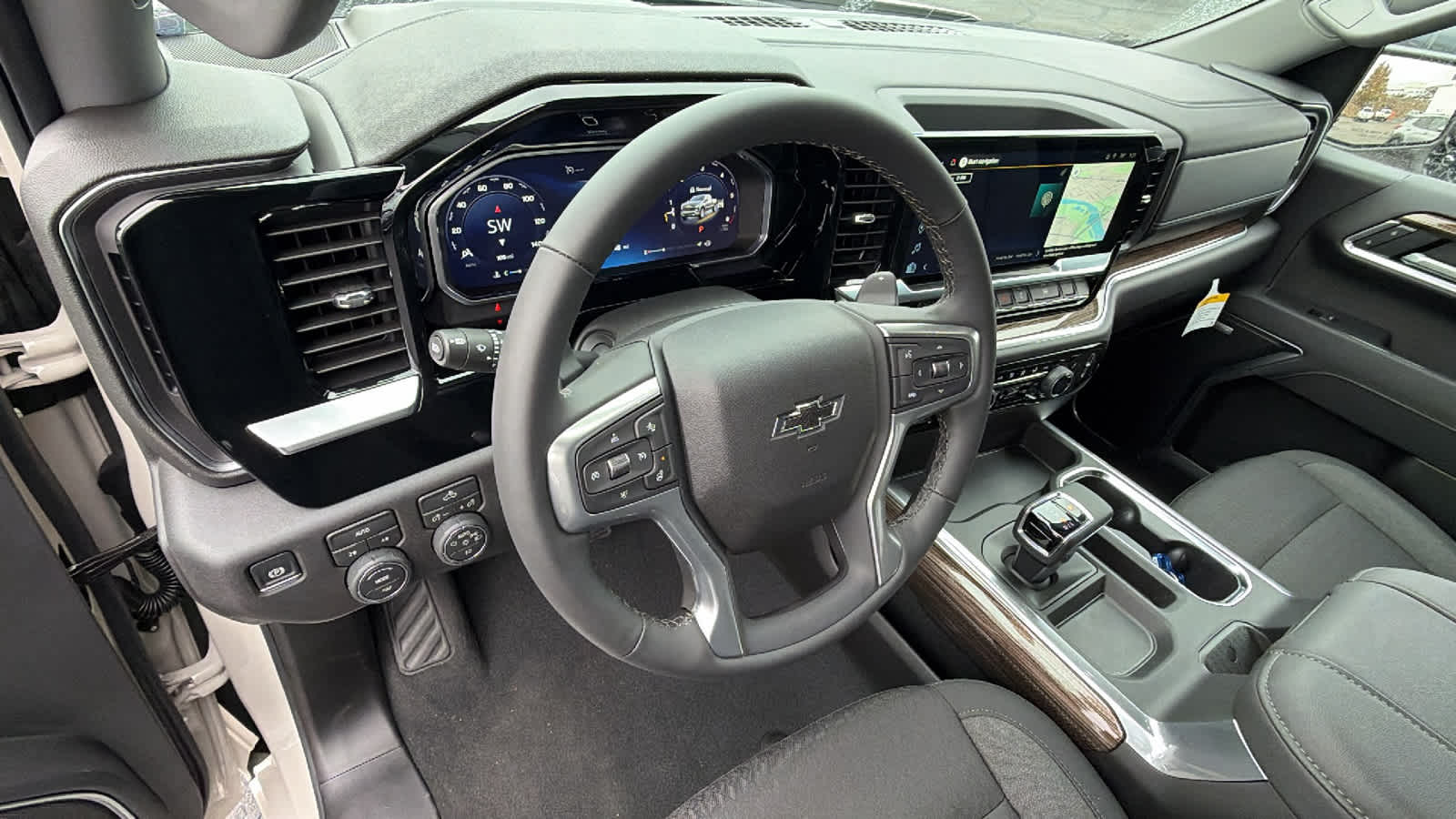 Thumbnail: 2026 Chevrolet Silverado 1500 - 10