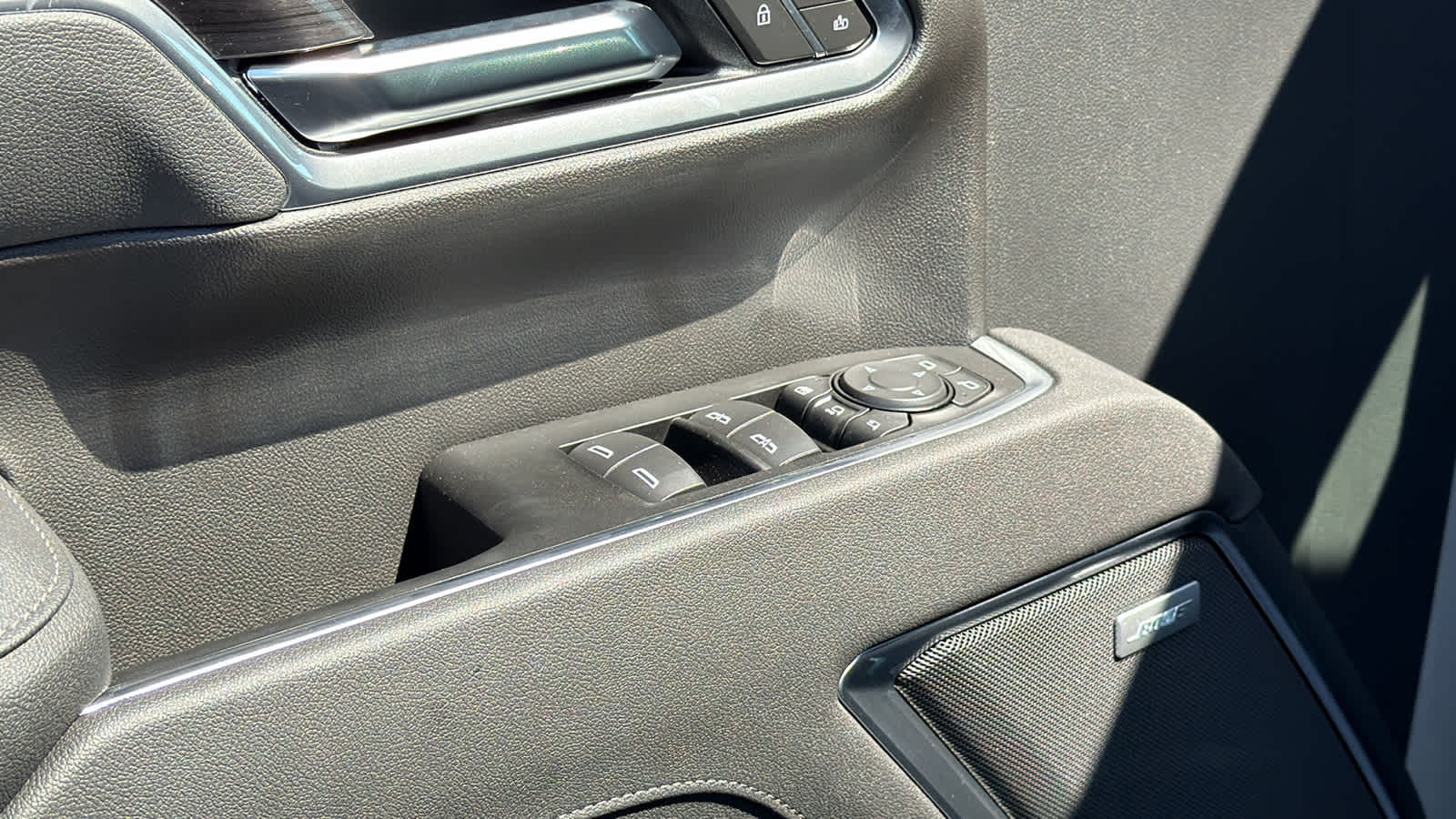 Thumbnail: 2026 Chevrolet Silverado 2500 - 22