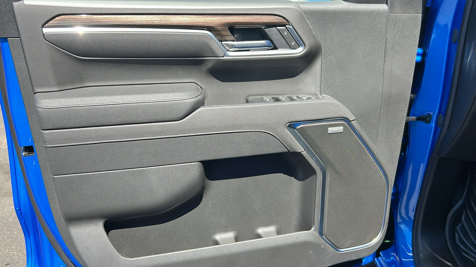 Thumbnail: 2026 Chevrolet Silverado 1500 - 23