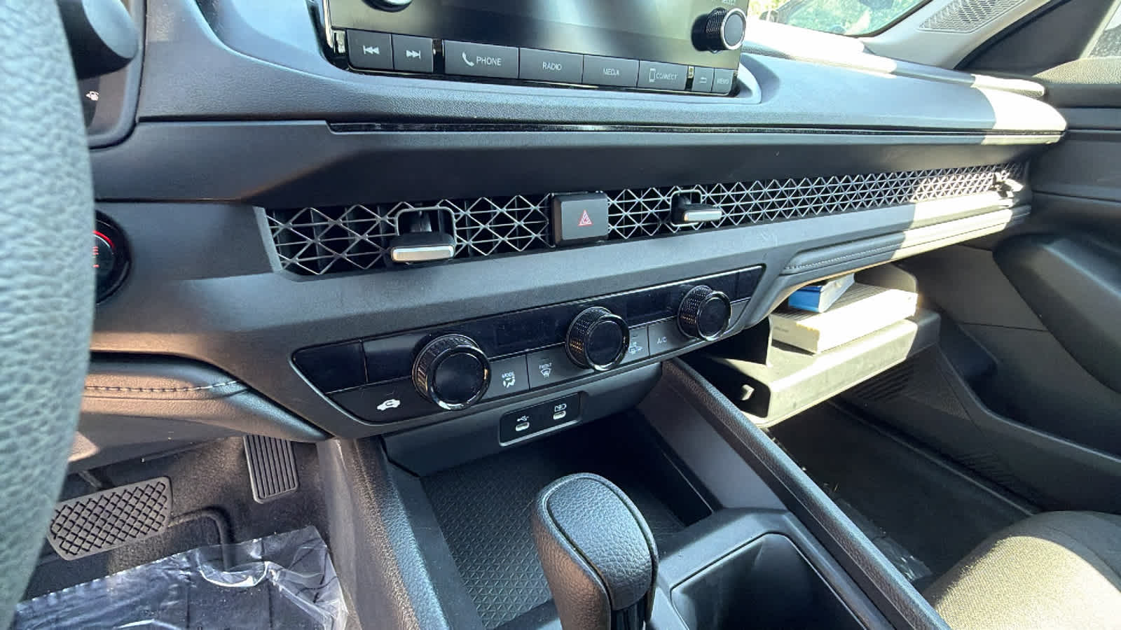 2023 Honda Accord EX - Photo 13