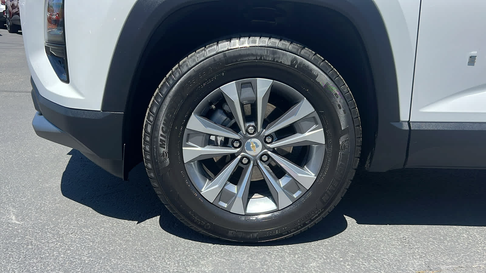 Thumbnail: 2025 Chevrolet Equinox - 9