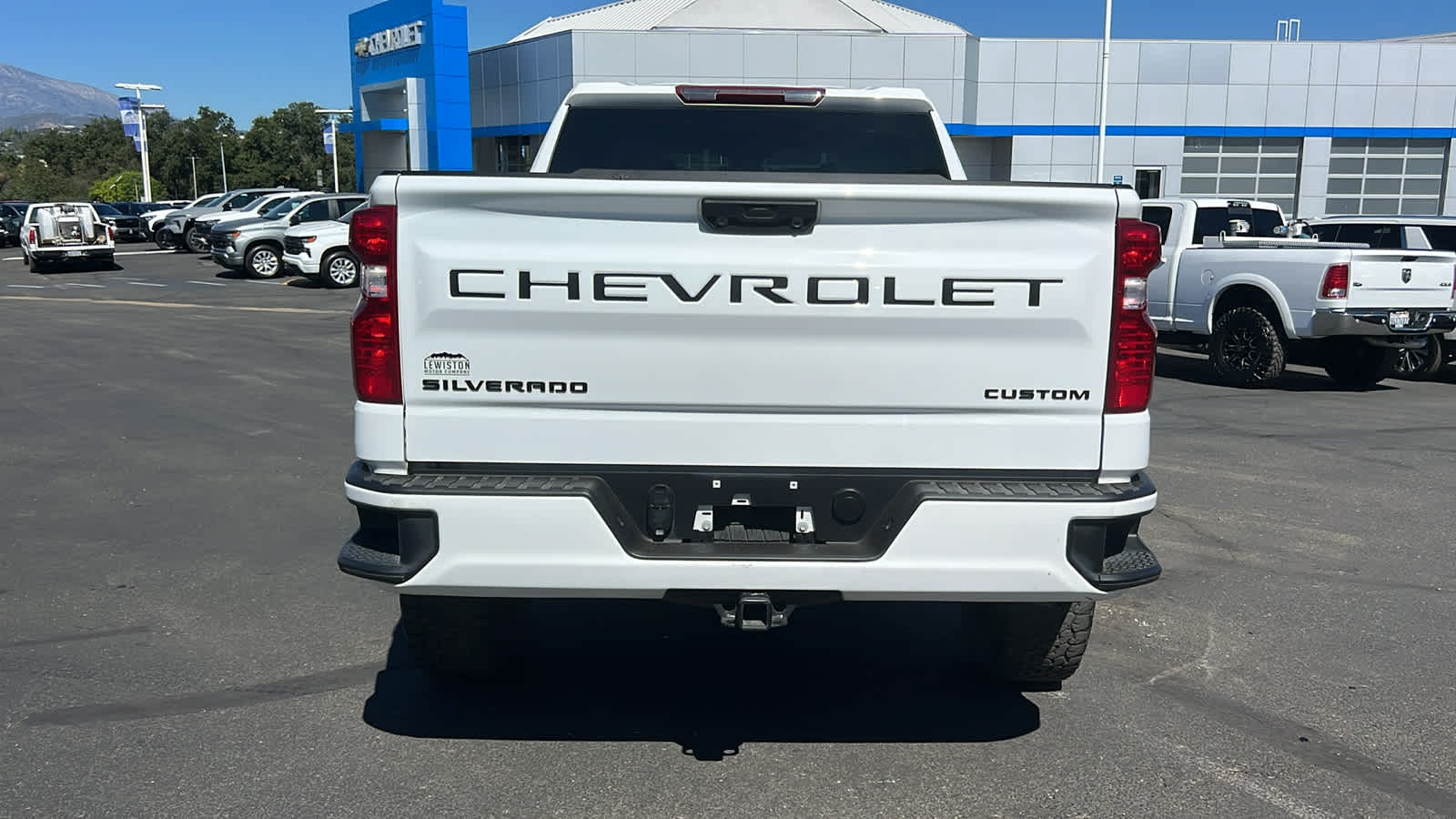 Thumbnail: 2023 Chevrolet Silverado 1500 - 6