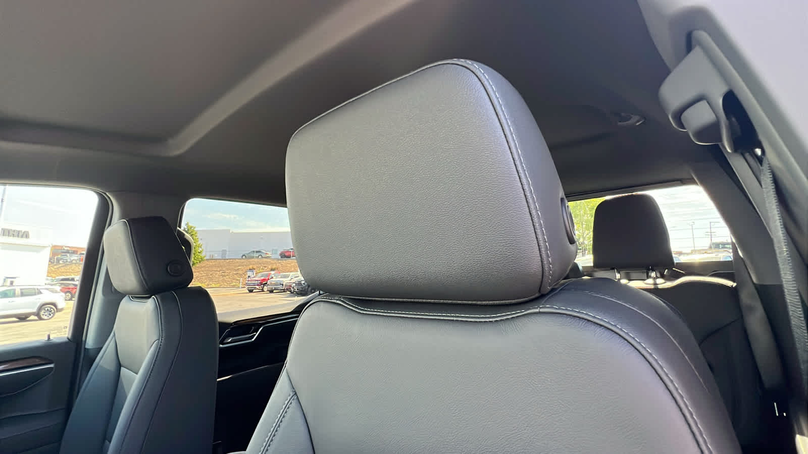 Thumbnail: 2026 Chevrolet Silverado 1500 - 11