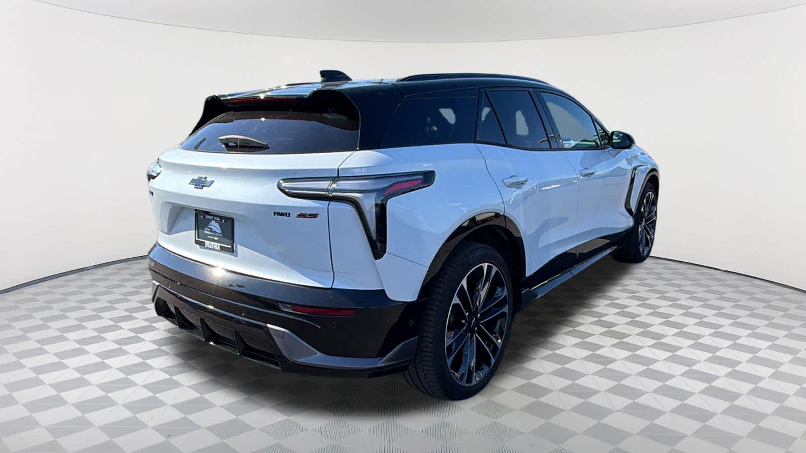 Thumbnail: 2026 Chevrolet Blazer EV - 5