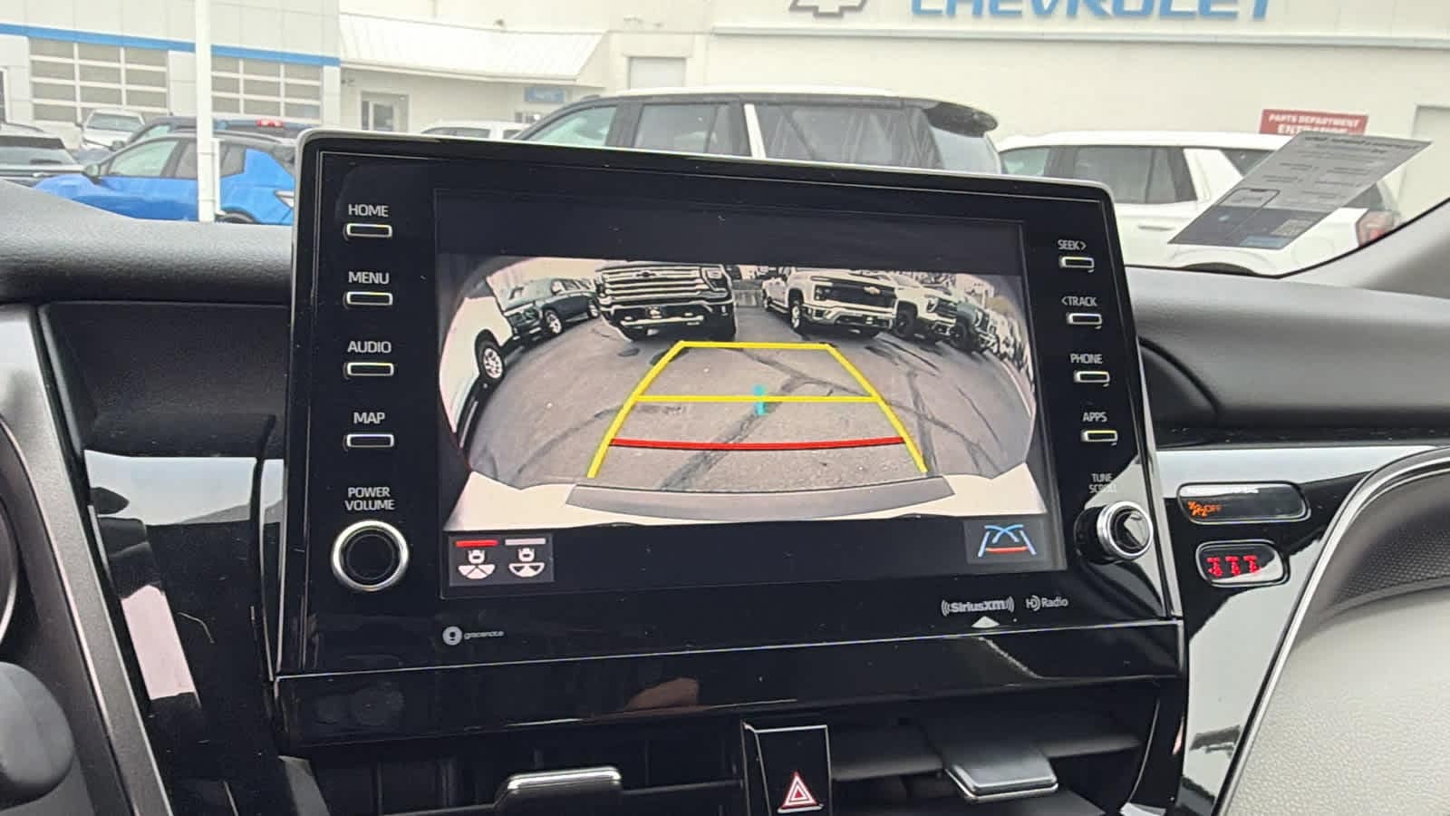 Thumbnail: 2022 Toyota Camry - 16