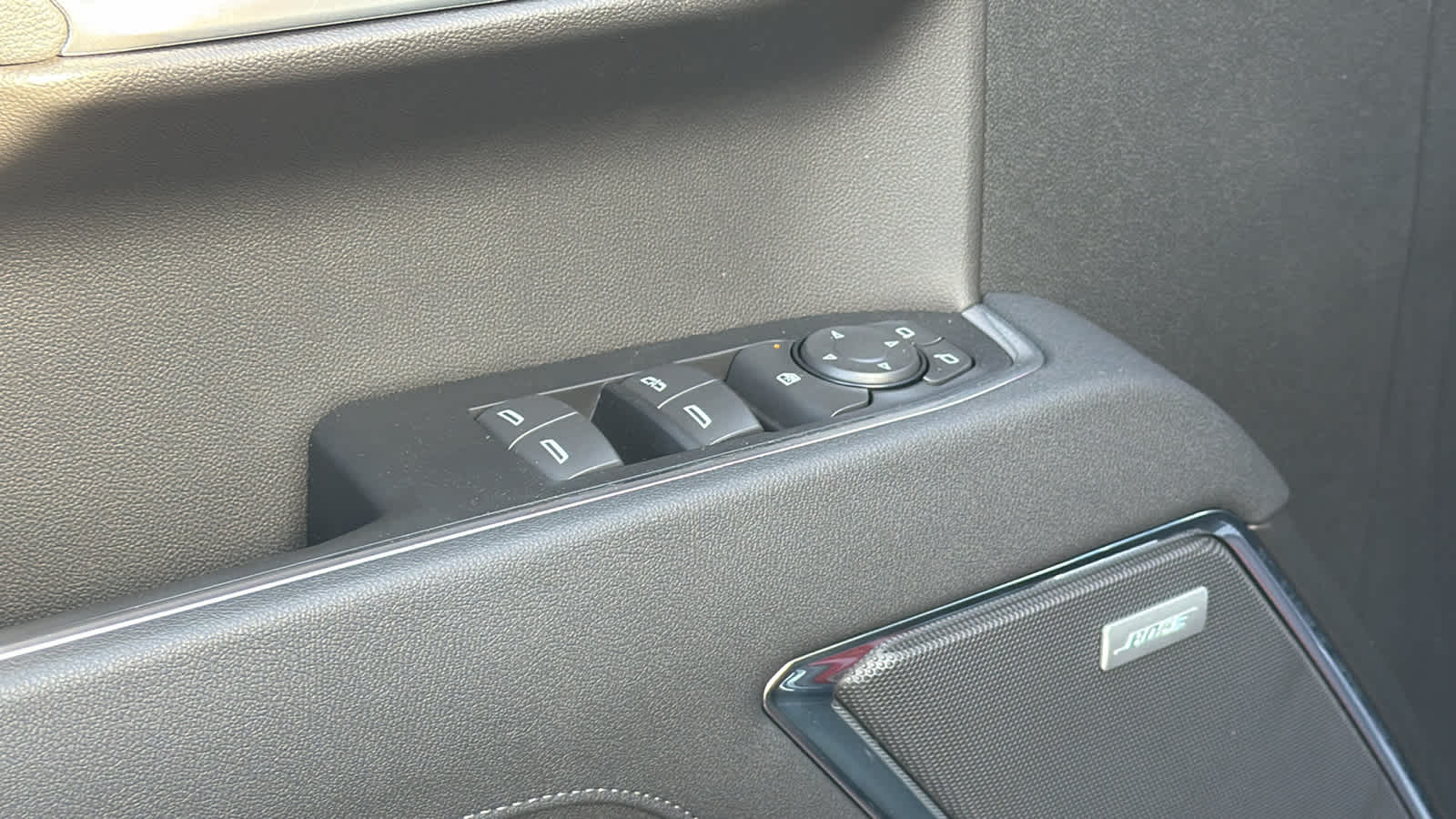 Thumbnail: 2026 Chevrolet Silverado 1500 - 22