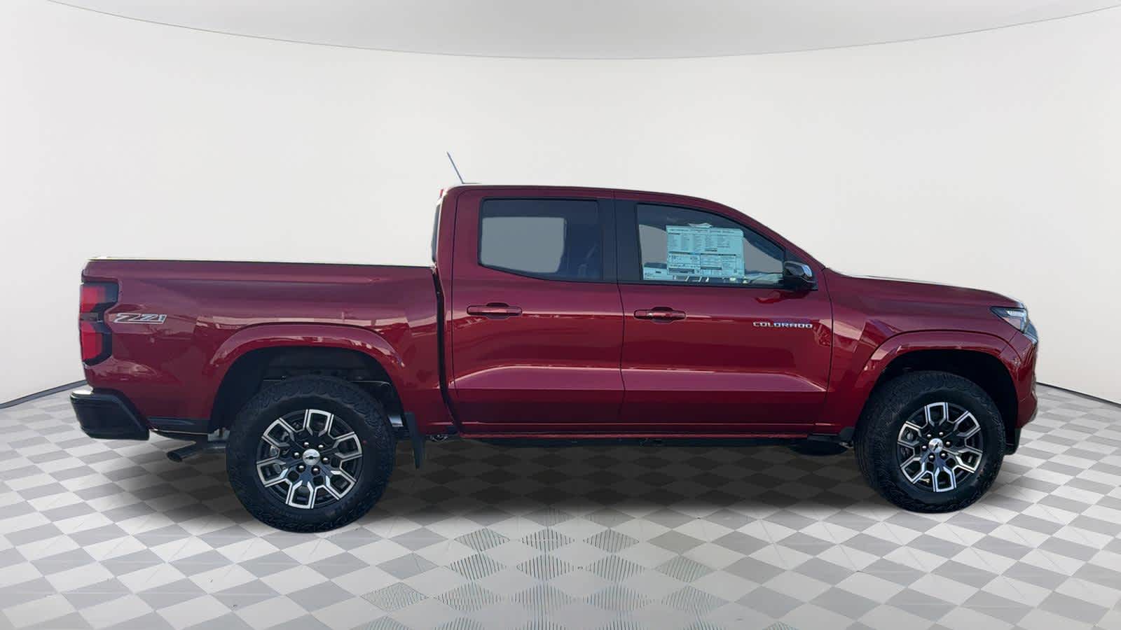 Thumbnail: 2026 Chevrolet Colorado - 4