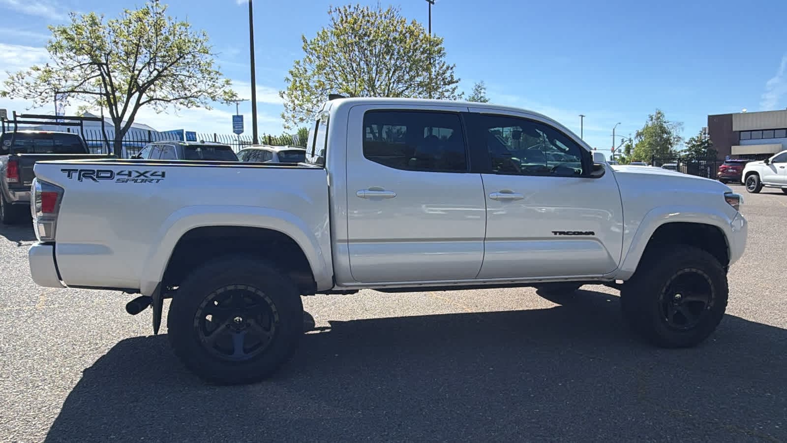 Thumbnail: 2021 Toyota Tacoma - 4