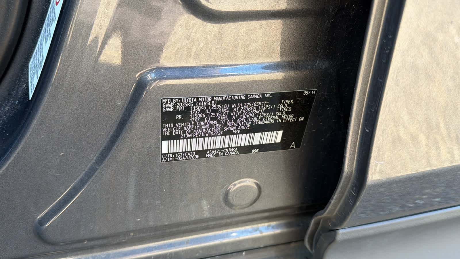 Thumbnail: 2014 Toyota RAV4 - 21