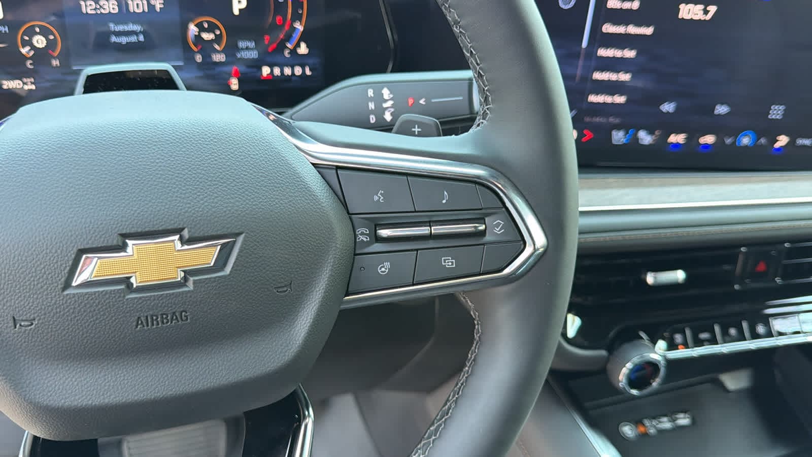 2026 Chevrolet Suburban High Country - Photo 20