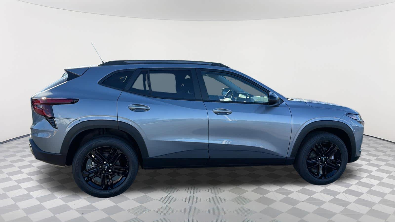 Thumbnail: 2026 Chevrolet Trax - 4