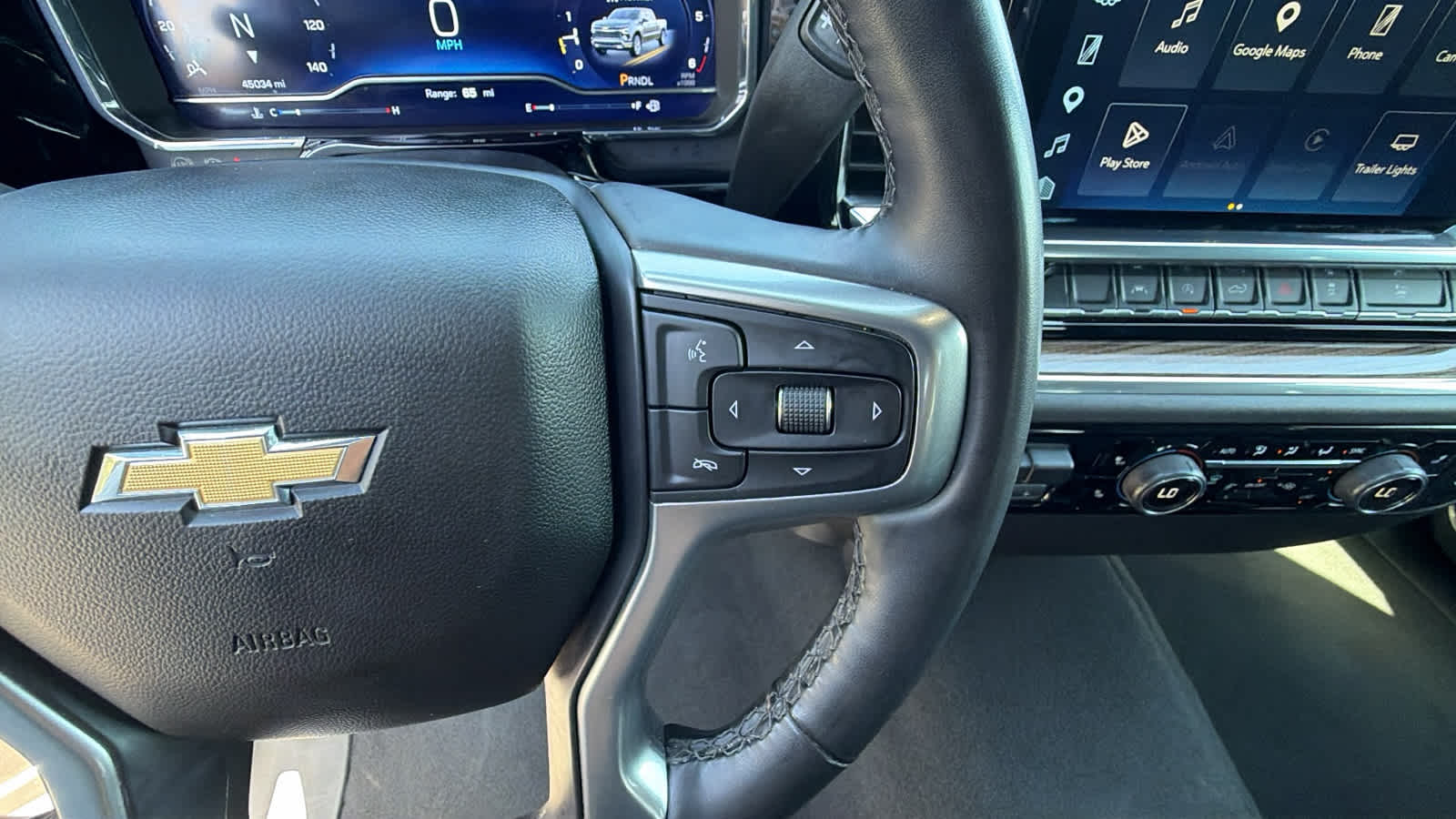 2025 Chevrolet Silverado 1500 LT - Photo 19