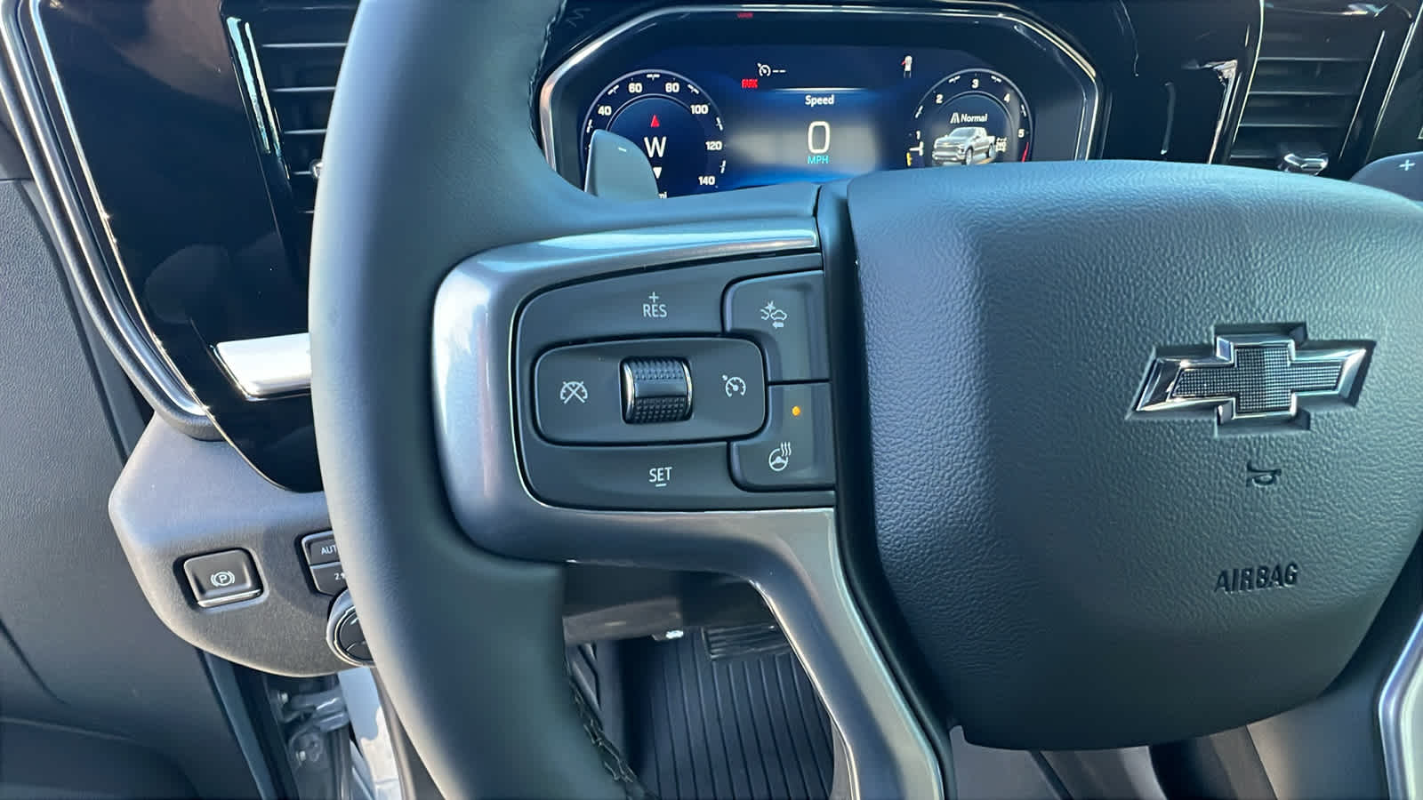 Thumbnail: 2025 Chevrolet Silverado 1500 - 19