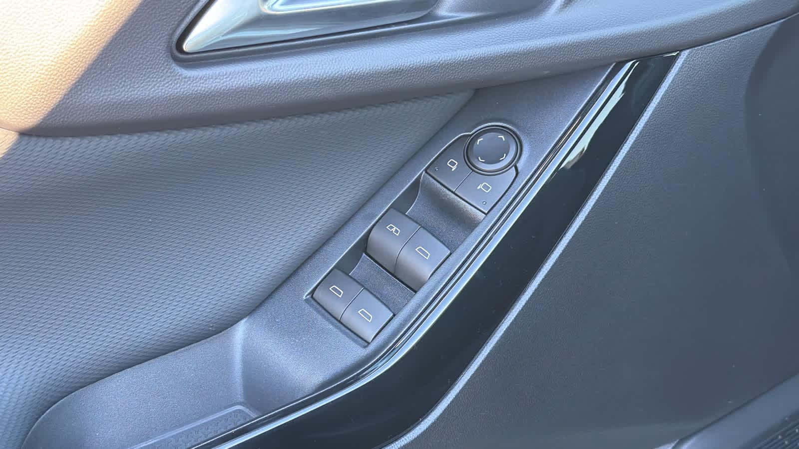 Thumbnail: 2026 Chevrolet Equinox - 22