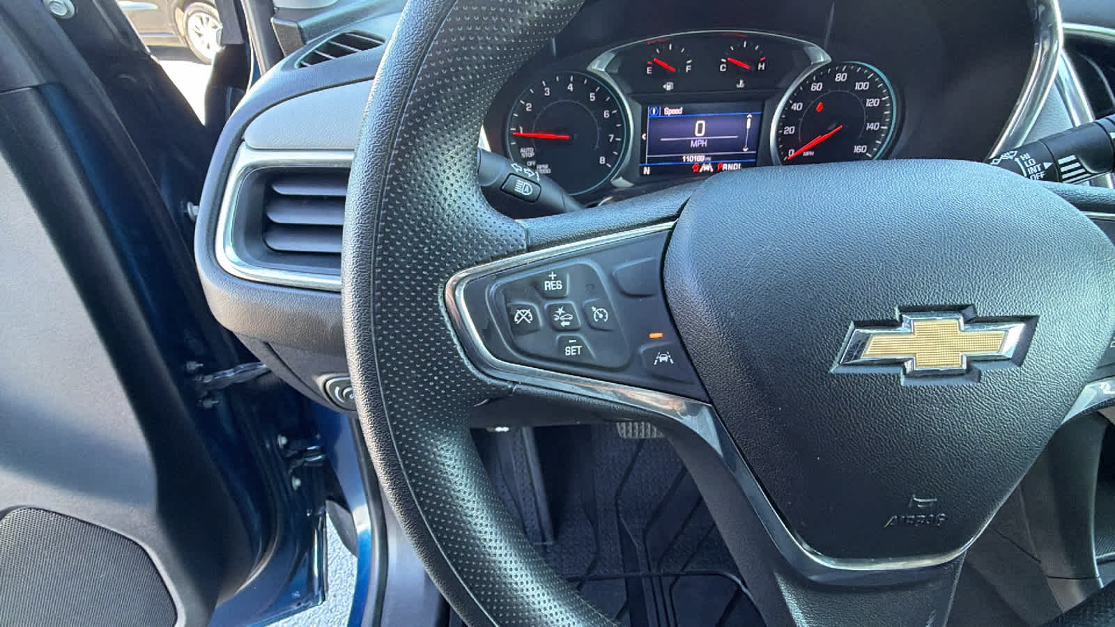 Thumbnail: 2020 Chevrolet Equinox - 19