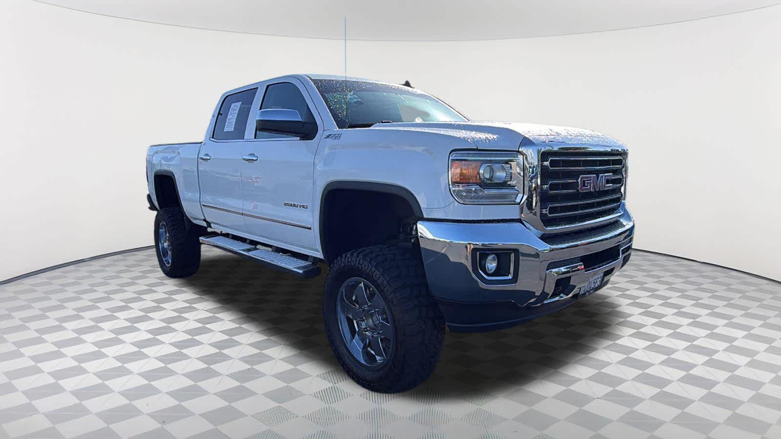 Thumbnail: 2017 GMC Sierra 2500 - 3