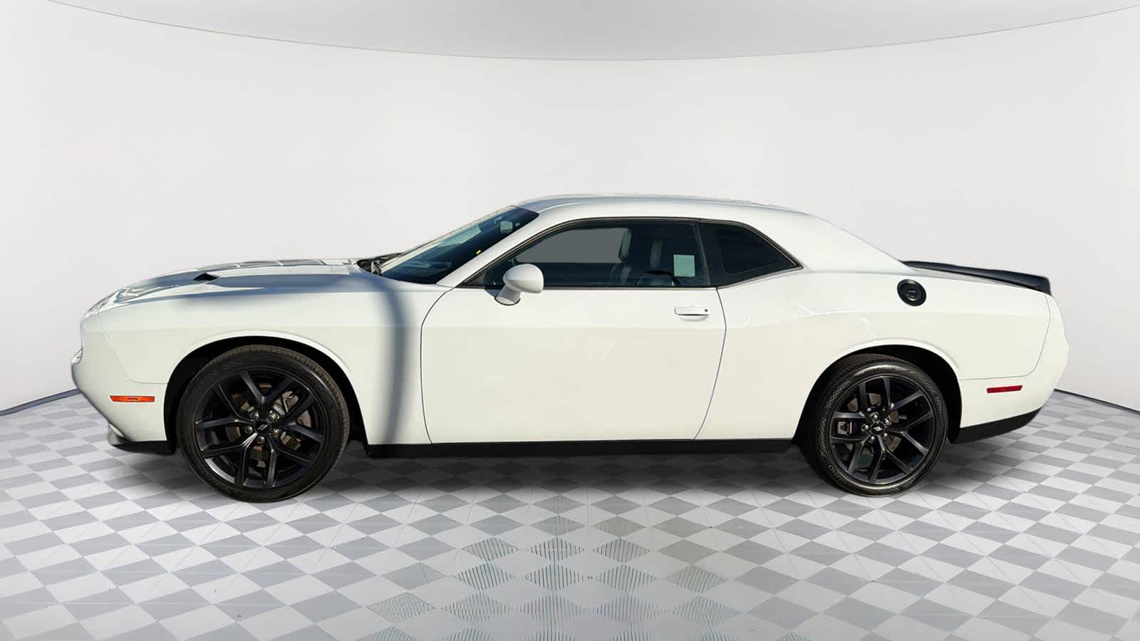 Thumbnail: 2019 Dodge Challenger - 8