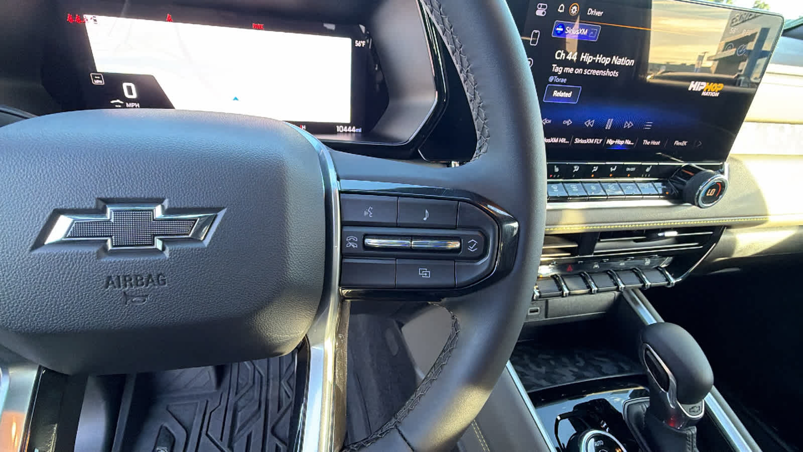 Thumbnail: 2024 Chevrolet Colorado - 20