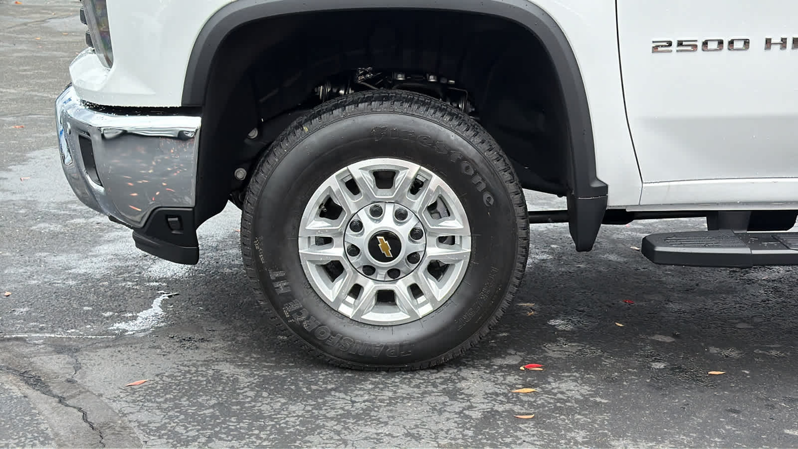 Thumbnail: 2026 Chevrolet Silverado 2500 - 9