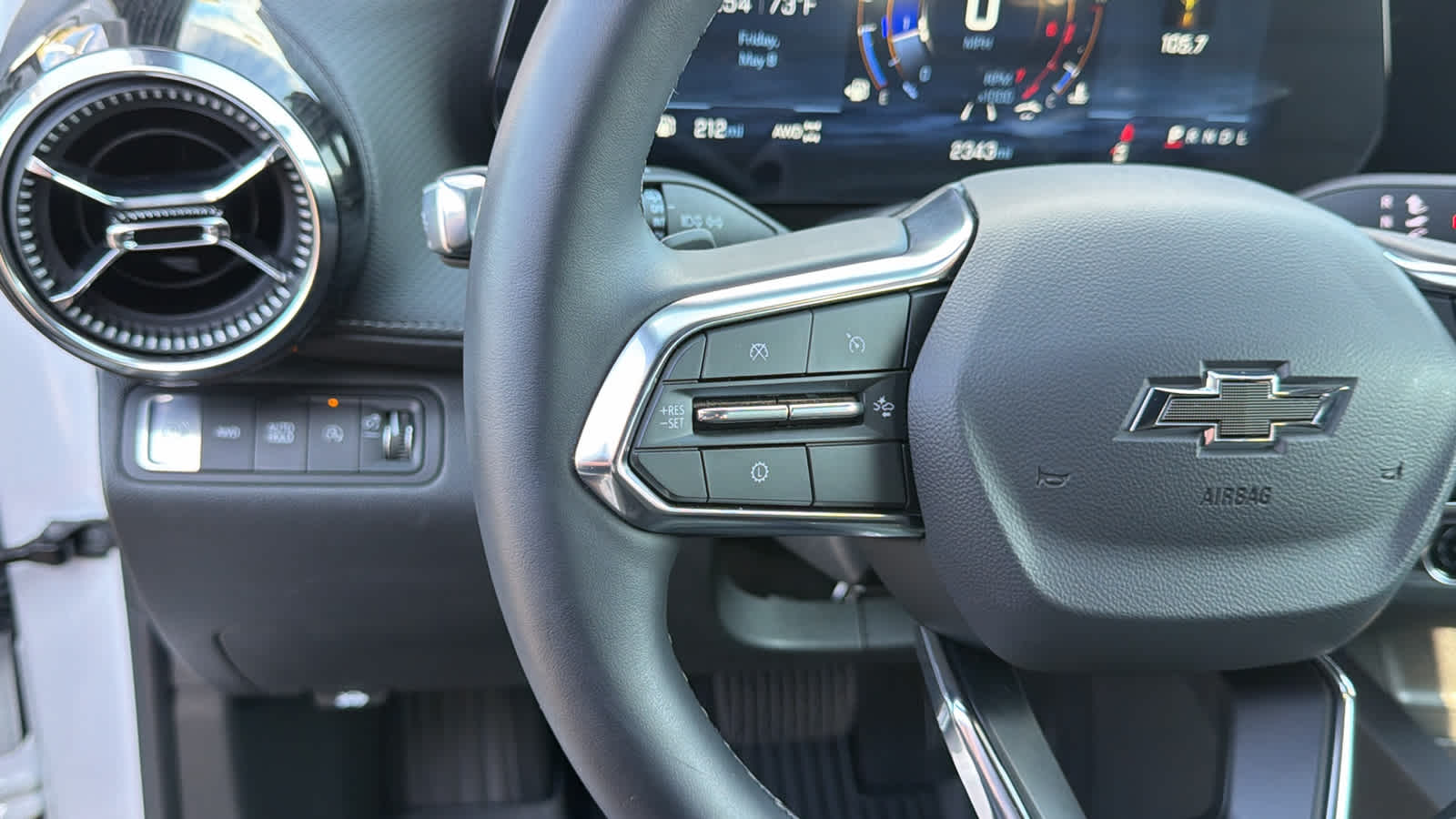 Thumbnail: 2026 Chevrolet Equinox - 19