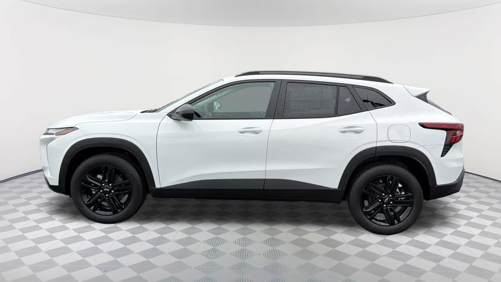 Thumbnail: 2026 Chevrolet Trax - 7