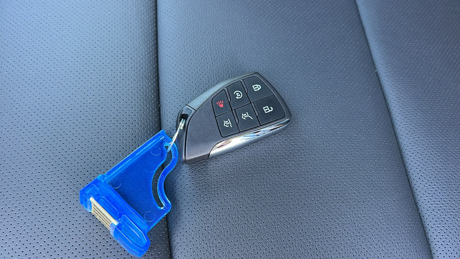 Thumbnail: 2025 Chevrolet Suburban - 29