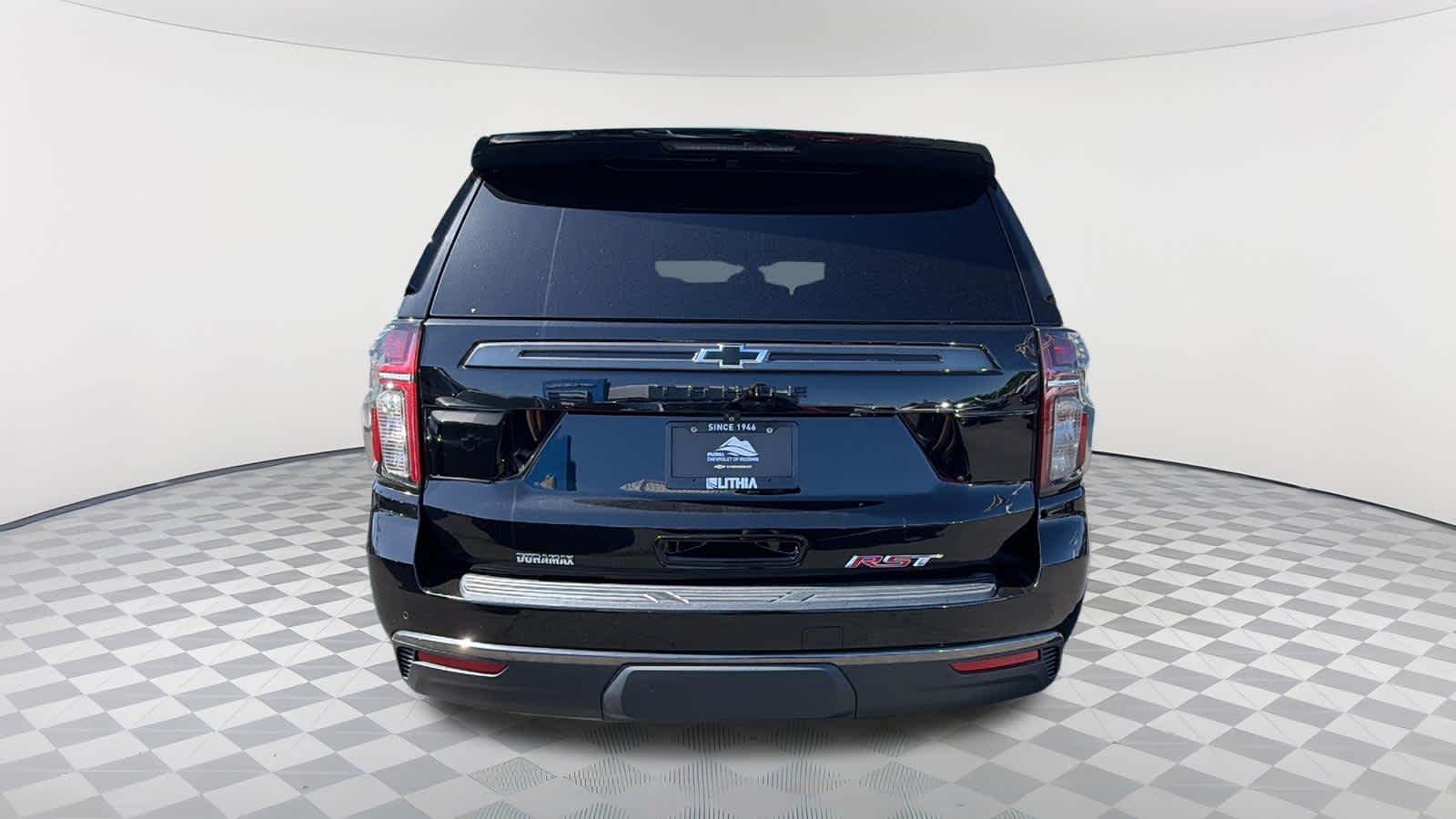 Thumbnail: 2022 Chevrolet Tahoe - 5