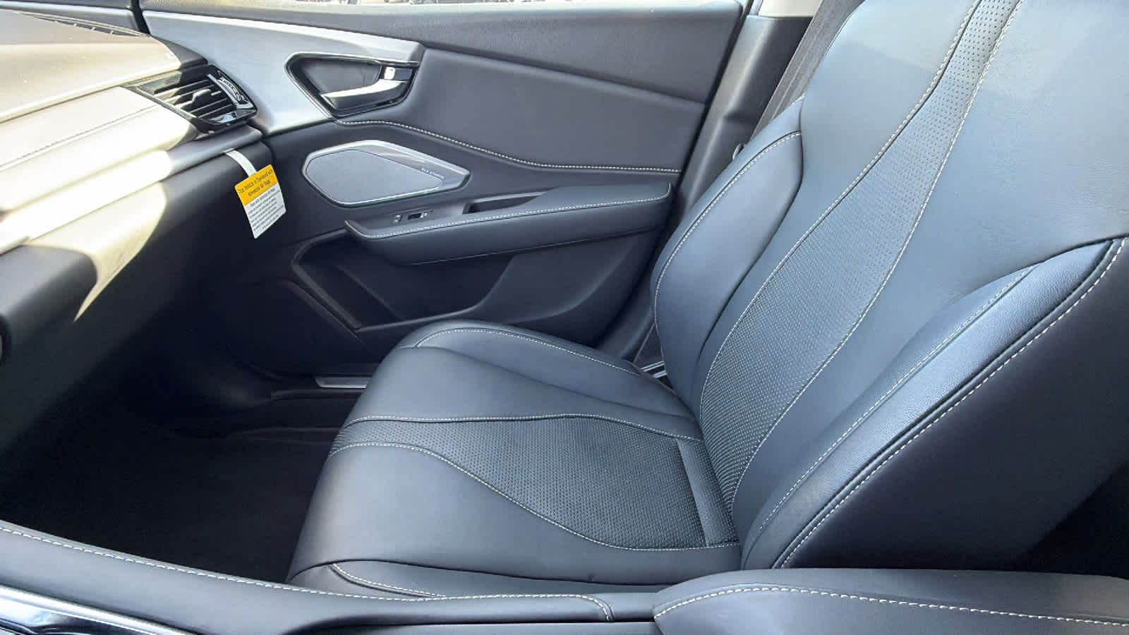 Thumbnail: 2023 Acura RDX - 11