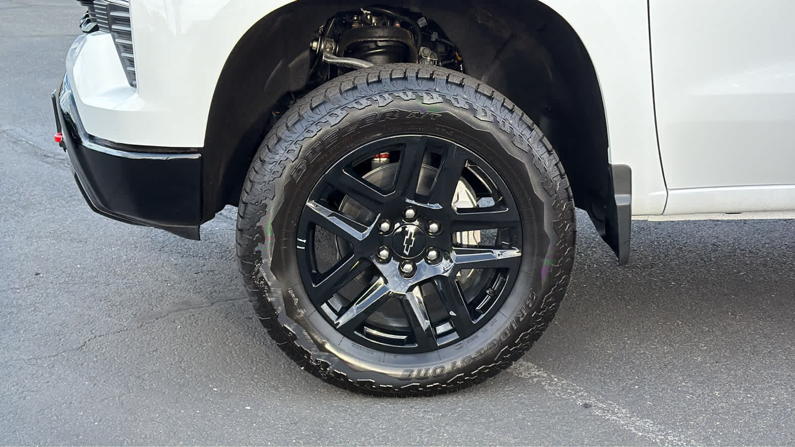 Thumbnail: 2026 Chevrolet Silverado 1500 - 9