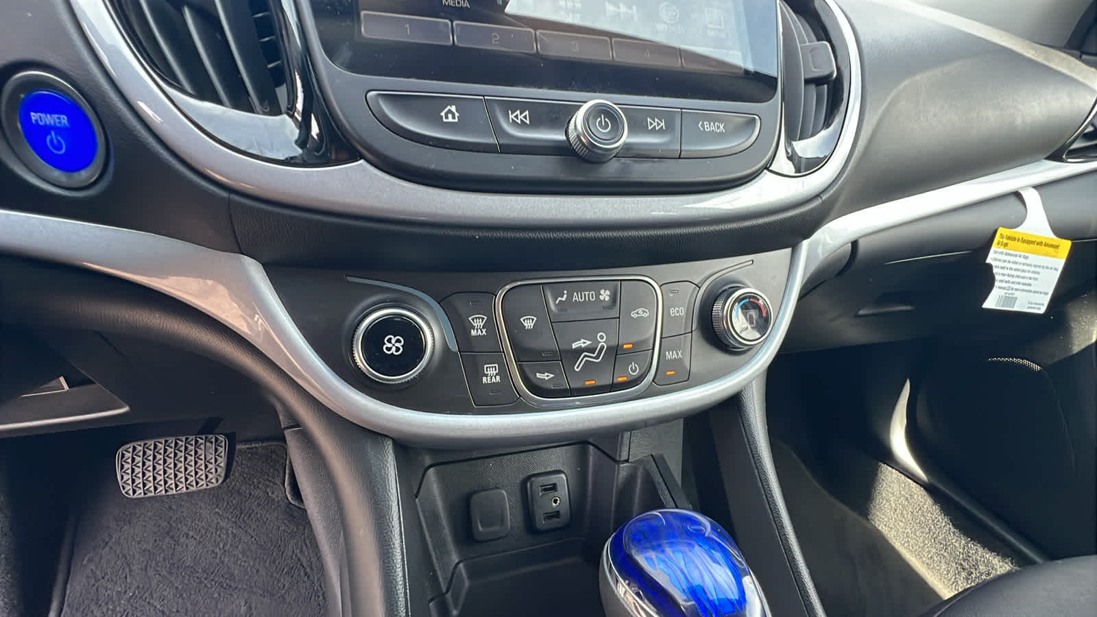 Thumbnail: 2018 Chevrolet Volt - 14