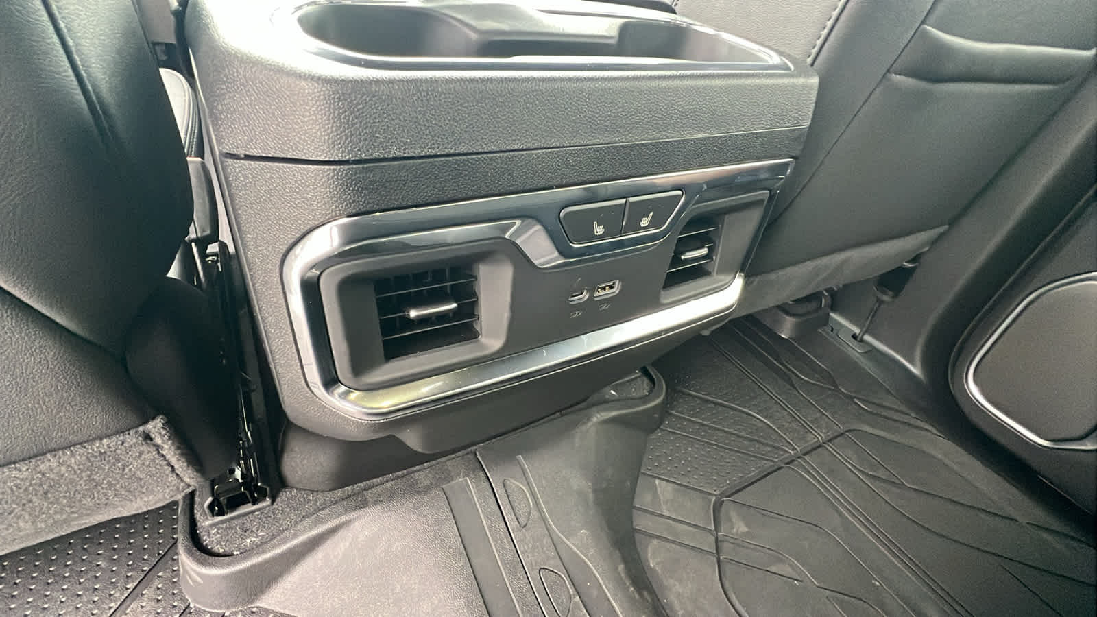 Thumbnail: 2025 Chevrolet Silverado 1500 - 25