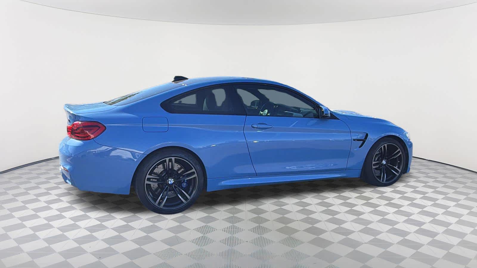 Thumbnail: 2018 BMW M4 - 4